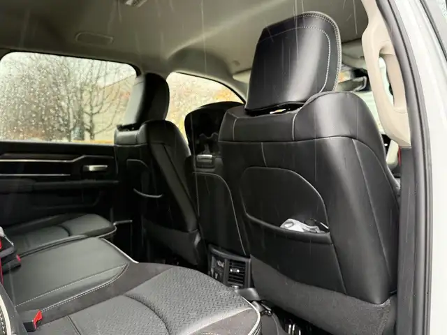 2024 Ram 5500 Heavy Duty Laramie 4x4 Crew Cab Cummins Service Tr in Heavy Trucks in Regina - Image 43