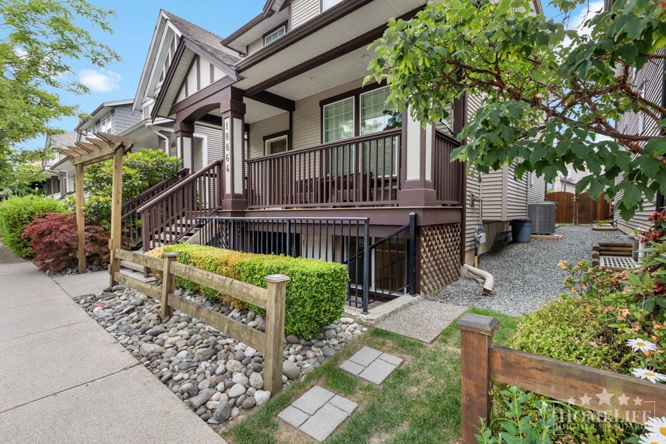 Charming 2-Bedroom Basement Suite in the Heart of Clayton Height 2