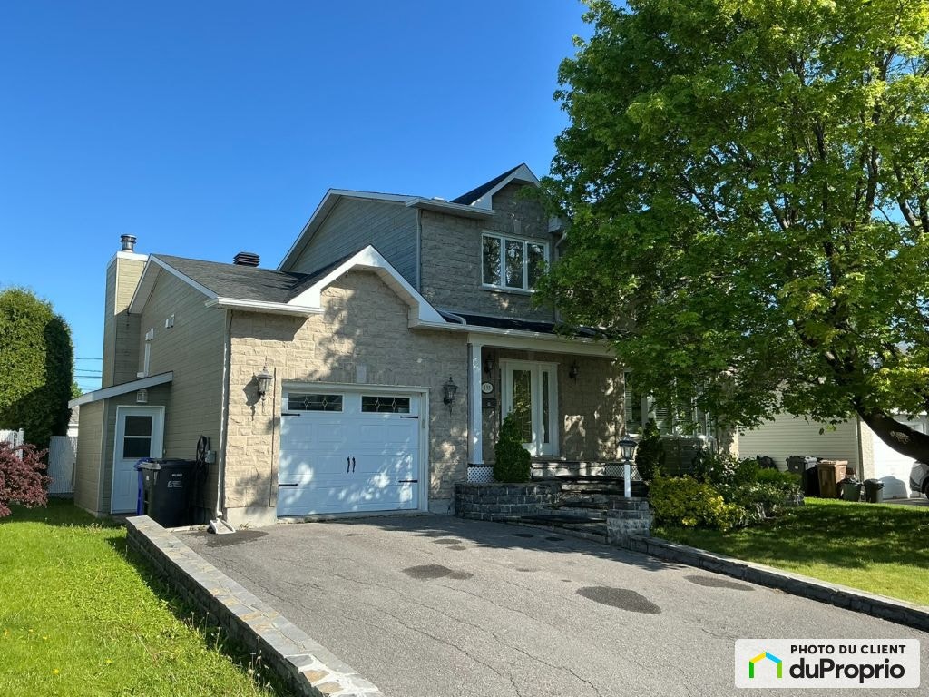 $799,000 - 2 Storey for sale in Varennes — photo 1