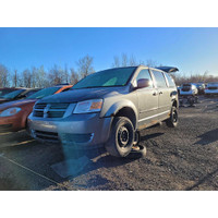 DODGE GRAN CARAVAN 2009 pour les pièces | Kenny U-Pull St-Lazare