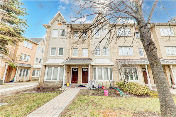 Bright 4 Bed Townhome, Minutes to Amenities, Upgraded in Condos for Sale in City of Toronto
