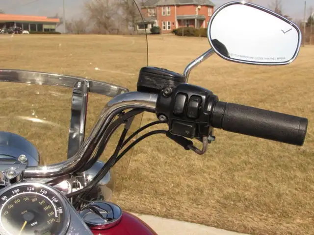2006 Harley-Davidson FLSTC Heritage Softail Classic in Sport Touring in Leamington - Image 32
