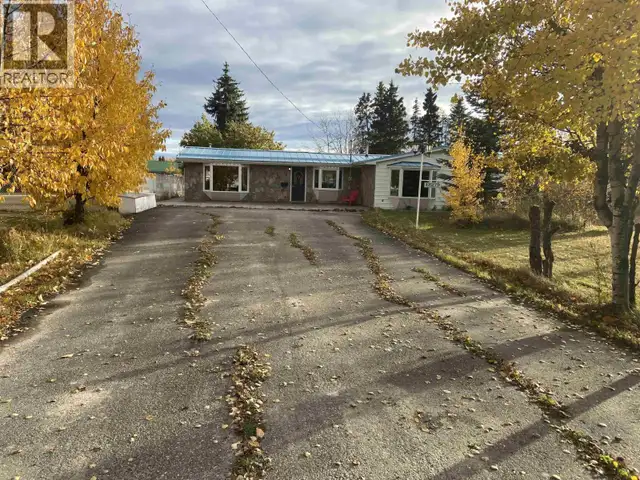 12279 COTTONWOOD AVENUE Fort St. John, British Columbia in Houses for Sale in Fort St. John - Image 2