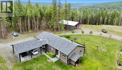 Welcome to a beautifully designed retreat where modern comfort meets country living in Flett Subdivi...