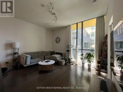 611 - 8 CHARLOTTE STREET Toronto (Waterfront Communities), Ontar