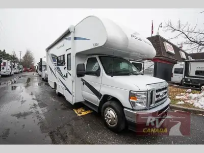 Please Call Us At 613.851.7326 with any questions? Thor Motor Coach Four Winds Class C gas motorhome...