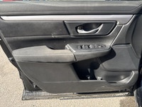 Shaw GMC Chevrolet Buick Choosing a 2017 Honda CR-V LX AWD provides the following standard equipment... (image 9)