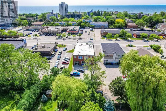 2307 - 2309 LAKESHORE ROAD W Oakville (BR Bronte), Ontario in Commercial & Office Space for Sale in Oakville / Halton Region - Image 6