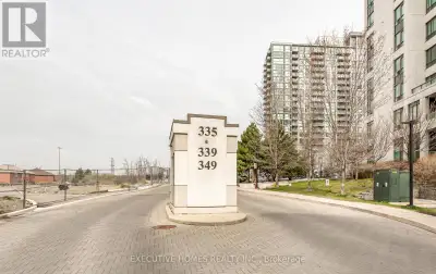 Stunning Open-Concept 1+Den Condo Bright, Spacious & Move-In Ready! Amazing Building. Welcome to thi...