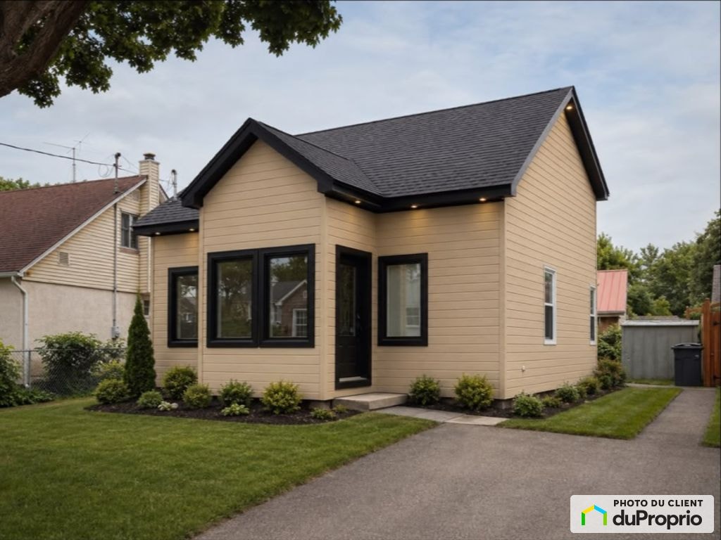 $990,000 - 2 Storey for sale in St-Laurent — photo 1