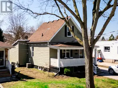 Charming Old South Rental 2+1 Bedrooms, 1.5 Baths!This delightful 2-storey home in beautiful Old Sou...