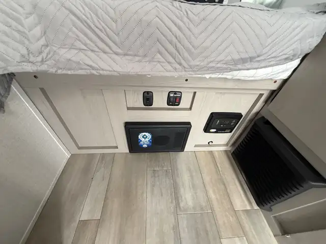 2023 Forest River VIKING 9.0 EXPRESS  in Travel Trailers & Campers in St. Albert - Image 20