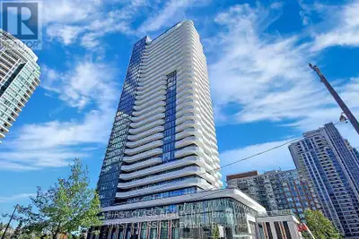 712 - 15 HOLMES AVENUE Toronto (Willowdale East), Ontario