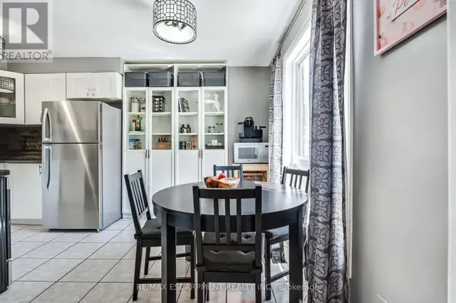 2 - 2700 BARTON STREET E Hamilton (Grayside), Ontario in Condos for Sale in Hamilton - Image 8