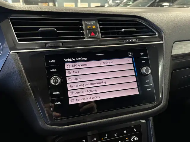 2023 Volkswagen Tiguan R-Line|4MOTION|NAV|FENDERAUDIO|7PASS|BROW in Cars & Trucks in City of Toronto - Image 42