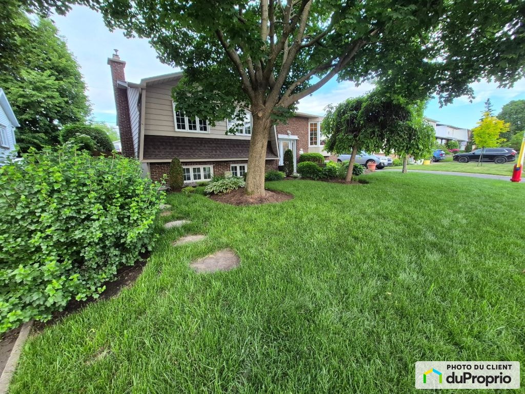 $750,000 - Bungalow for sale in Boucherville — photo 1