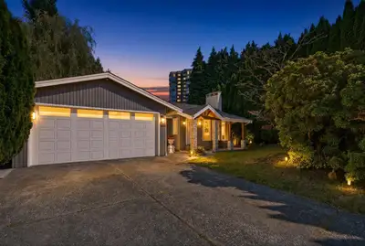 This beautifully maintained family home is tucked away on a quiet cul-de-sac in desirable Central Ab...