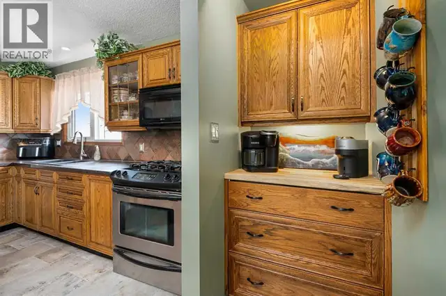 274048 Rge Rd 261 Rural Rocky View County, Alberta in Houses for Sale in Calgary - Image 15