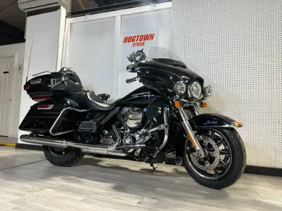 2014 Ultra Limited, Passenger Armrests And Cup Holder, Heated Grips, Extended Highway Pegs, Luggage...