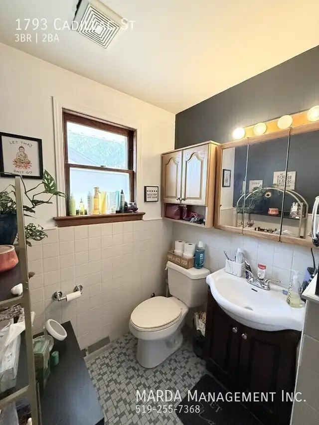 SPACIOUS 3 BED/2 BATH HOME- FINISHED BASEMENT-EAST WINDSOR + UTI in Long Term Rentals in Windsor Region - Image 26