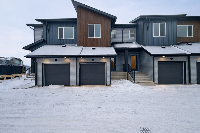 Mattson 3 Bed 2.5 Bath Single Garage Townhouse