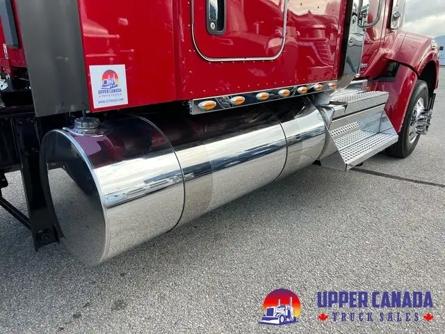 2021 Kenworth W990 in Heavy Trucks in Saskatoon - Image 11