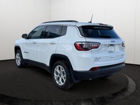 This 2025 JEEP COMPASS LATITUDE 4X4 has the following options Premium Cloth/Vinyl Bucket Seats, Remo... (image 3)