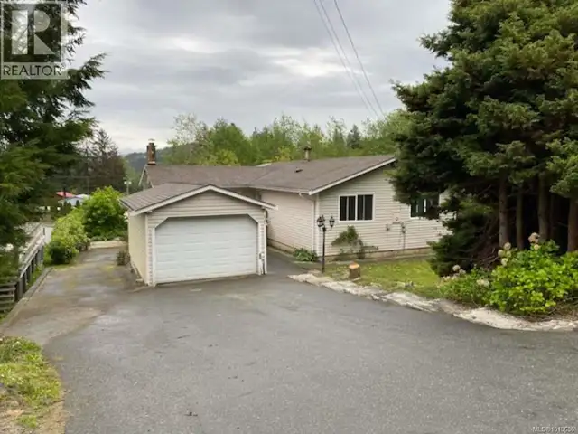 551 MacMillan Dr Sayward, British Columbia in Houses for Sale in Campbell River - Image 13