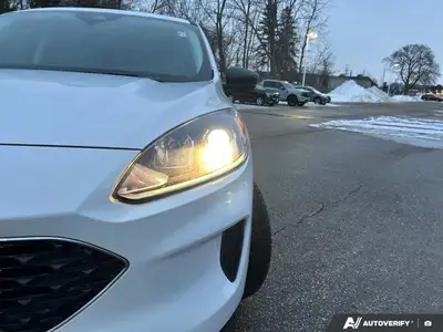 2022 Ford Escape SE | FWD | PUSH START | BACKUP CAM | CARPLAY, View more