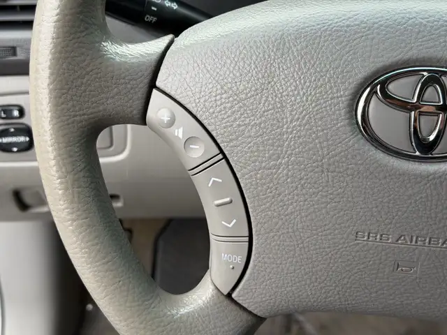 2006 Toyota Sienna 5dr CE 8-Passenger, FREE 0NE YEAR 20,000 KM L in Cars & Trucks in Vancouver - Image 21