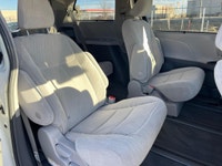 2018 Toyota Sienna LE V6 AWD 7-Passenger Minivan | Clean Carfax | Loaded with Features 3.5L V6 Engin... (image 8)