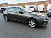 This 2015 Mazda MAZDA3 Hatchback is a stylish and practical choice! With its sleek grey exterior and... (image 1)