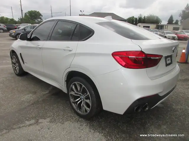 2016 BMW X6 LOADED ALL-WHEEL-DRIVE 5 PASSENGER 3.0L - V6.. NAVIG in Cars & Trucks in Markham / York Region - Image 11