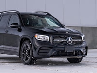 CARGET AUTOMOTIVE is thrilled to offer this 2021 Mercedes-Benz GLB250, a compact luxury SUV offering... (image 4)