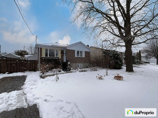 439 500$ - Bungalow à vendre à Longueuil (St-Hubert) dans Maisons à vendre  à Longueuil/Rive Sud