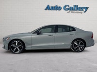 CLEAN CARFAX/MANITOBA OWNED, LUXURY MEETS CONFIDENCE 2.0L Turbocharged 4-Cylinder Engine| 8-Speed Au... (image 1)