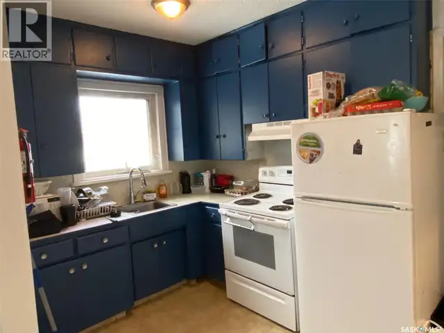 31 Irwin AVENUE Yorkton, Saskatchewan in Houses for Sale in Regina - Image 3