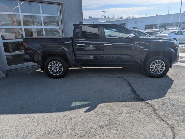 2024 Toyota Tacoma Hybrid LIMITED, 4X4, CUIR, TOIT, MARCHE PIED  in Cars & Trucks in Sherbrooke - Image 4