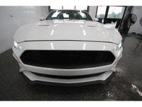 Ford Mustang EcoBoost Premium Convertible 2019 avec moteur 2.3L turbo developpant 310 HP et 350 lb-f... (image 9)