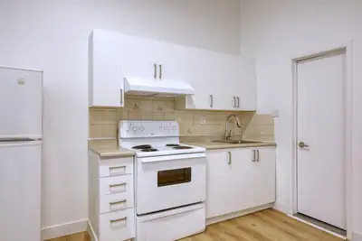Studio apartment on Prince-Arthur near McGill - ID 1461