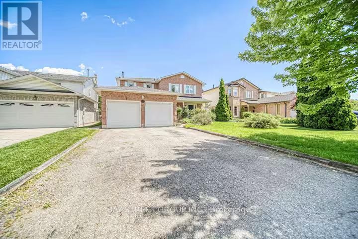 27 GLADIOLA COURT Whitby (Rolling Acres), Ontario 2