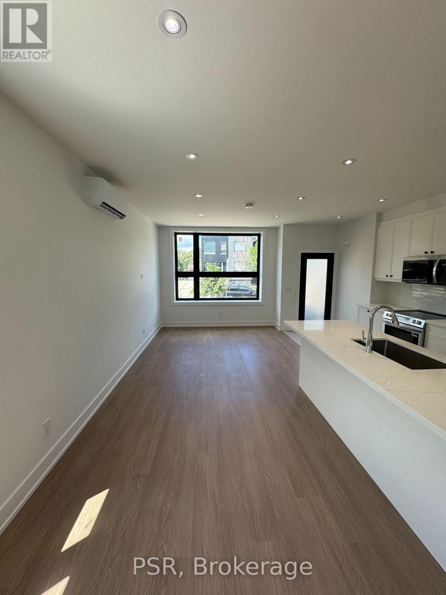 MAIN - 99 YPRES ROAD Toronto (Keelesdale-Eglinton West), Ontario 4