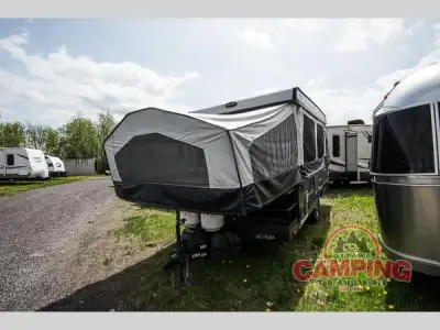 Forest River offers this Rockwood Freedom Series 2280 folding pop-up camper with a guacho/bed, booth...