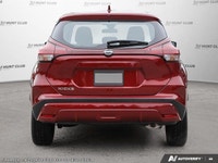 This Nissan Kicks Play has a trusty Regular Unleaded I-4 1.6 L/98 engine powering this Variable tran... (image 5)