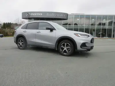 WAS: $34995 NOW: $339952025 HONDA HR-V AWD SPORTLOW KMS, SUNROOF, ALLOY WHEELS. BACK-UP CAMERA, HEAT...