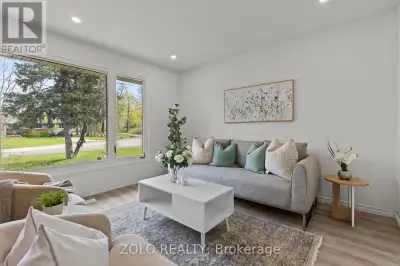 215 MACKENZIE CRESCENT Haldimand, Ontario