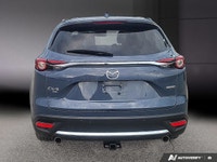 2022 Mazda CX-9 Le Mazda CX-9 Kuro 2022 incarne une fusion raffinée entre style haut de gamme et per... (image 3)