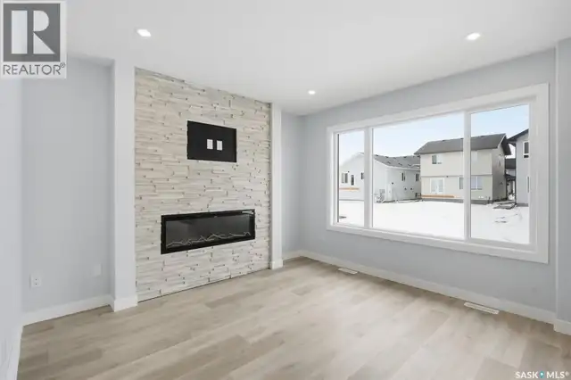238 Kostiuk CRESCENT Saskatoon, Saskatchewan in Houses for Sale in Saskatoon - Image 13