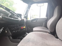 Ryder Stock ID: 875977 Transmission Type/Speed: AUTO 13 Engine: DIESEL X15 GHG'17 450/1800 Horse Pow... (image 8)