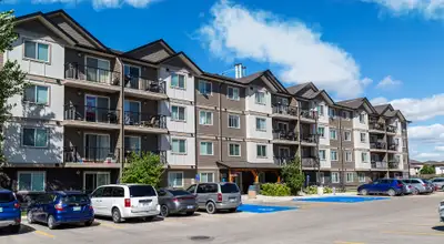 Broadstreet's East Concordia Manor offers 1, 2 and 3 bedroom pet friendly apartments for rent in the...